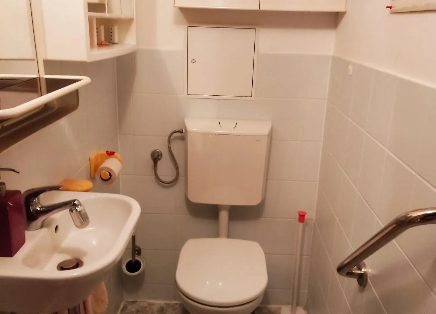 Ruhiges Zimmer In Guter Lage In Wien 0*, Viyana